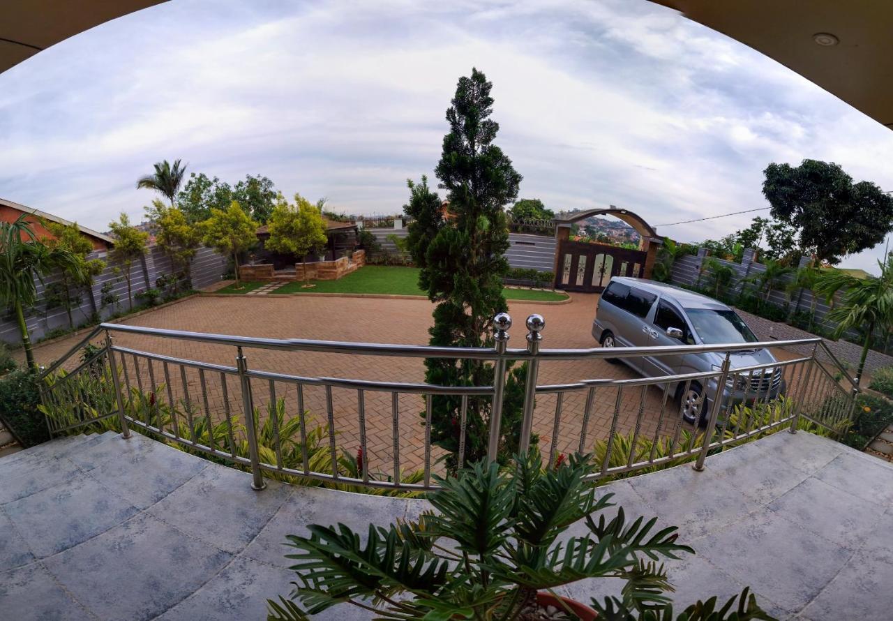 Eric Wilkins Apartments Lubowa エクステリア 写真