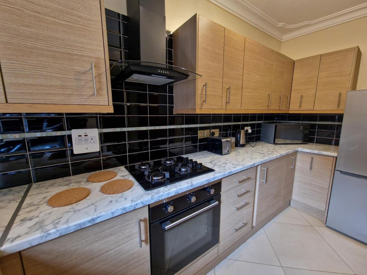 Eric Wilkins Apartments Lubowa エクステリア 写真