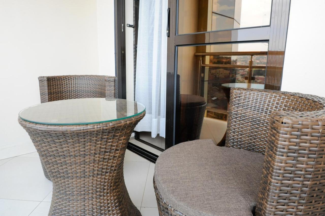 Eric Wilkins Apartments Lubowa エクステリア 写真