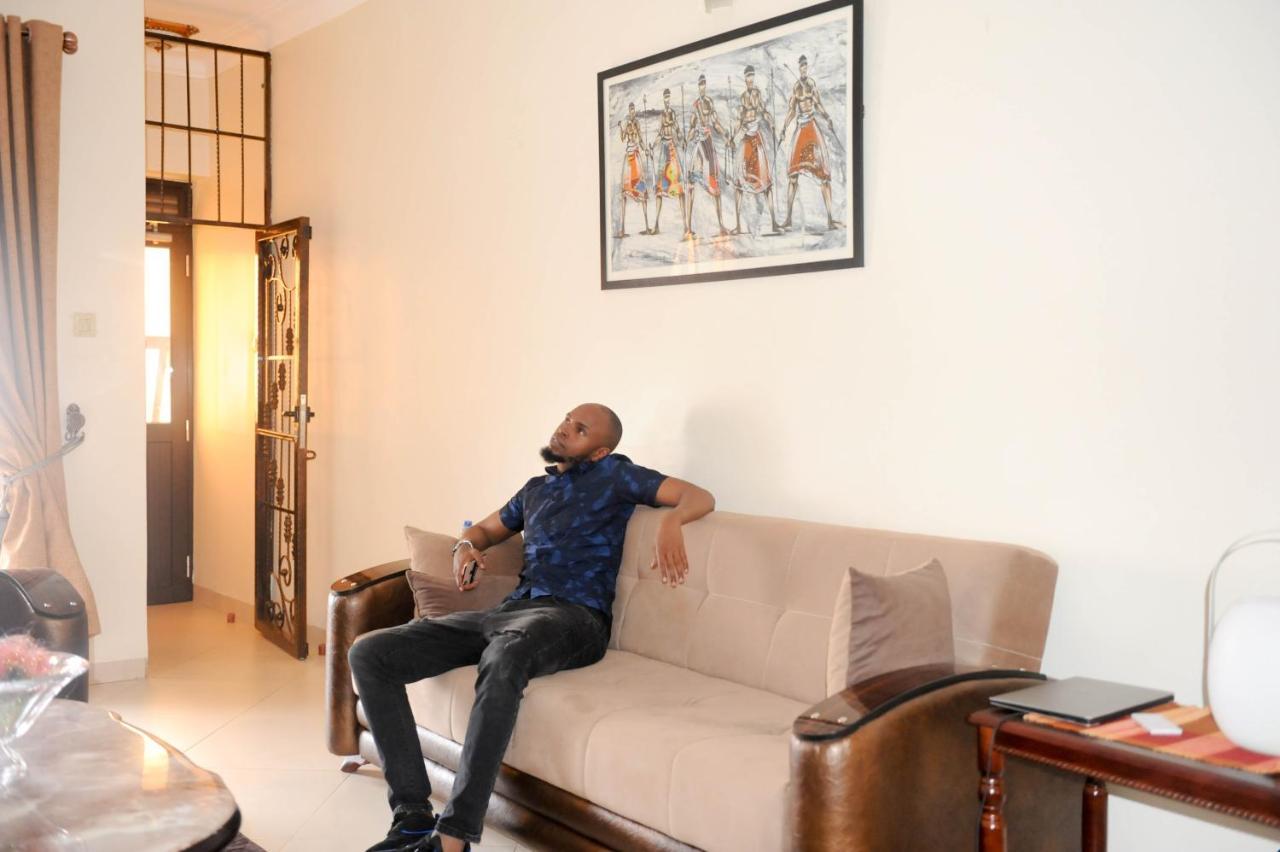 Eric Wilkins Apartments Lubowa エクステリア 写真